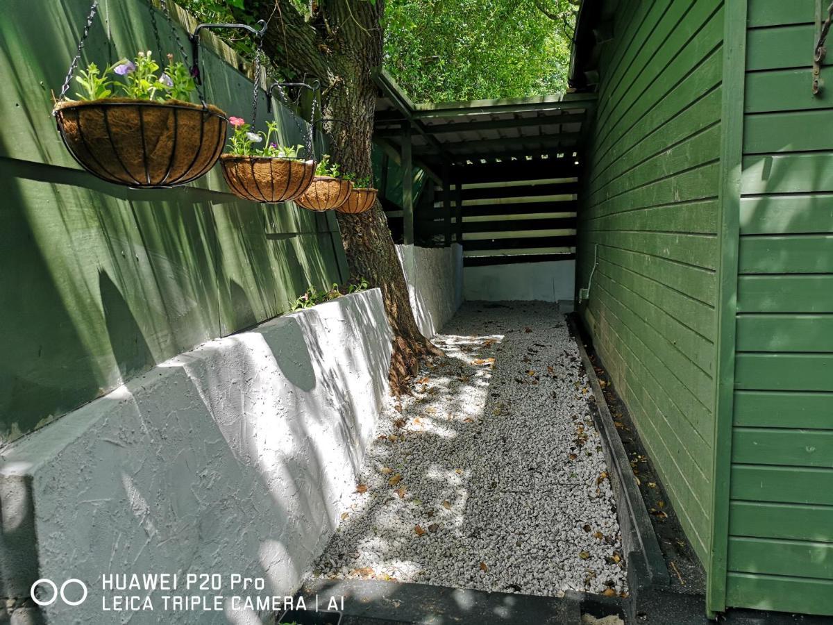 GweekThe Old Boathouse别墅 外观 照片